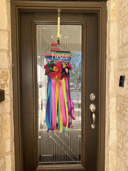 Fiesta sombrero door hanger, second view